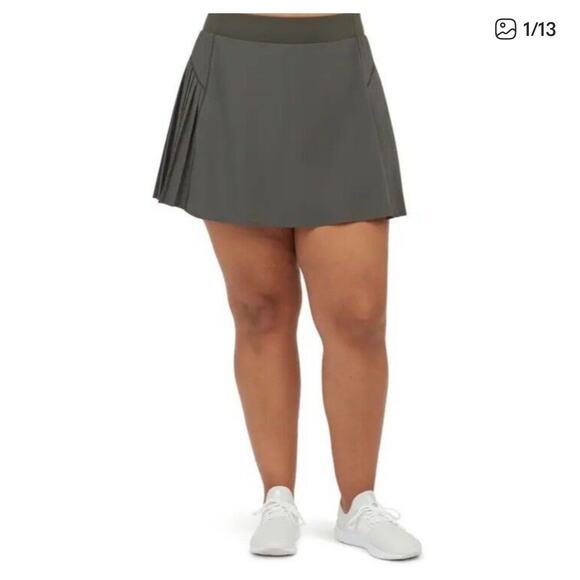 Spanx Sz M Get Moving Pleated Mini Skort Skirt Dark Palm Athletic - GREAT! - Picture 1 of 8